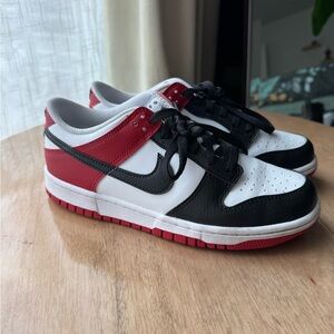 Nike Black, Red, and White Low-Top Sneakers
